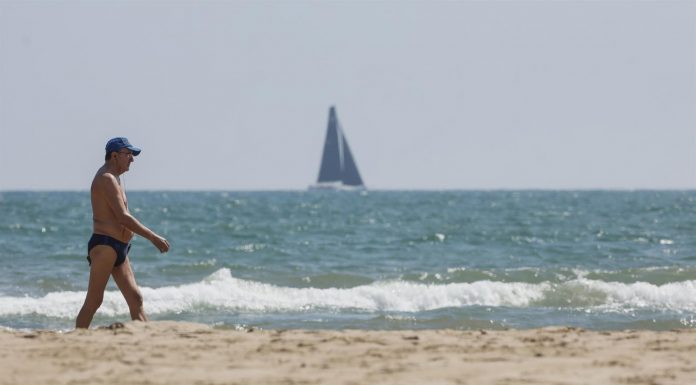Estos son los 45 municipios de la provincia de Valencia en alerta de calor Las aguas mediterráneas registra la temperatura más alta de su historia