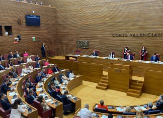 Sesión constitutiva de Les Corts Valencianes