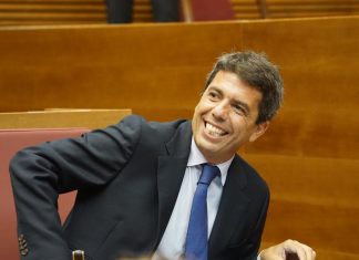 Carlos Mazón en el debate de investidura celebrado en Les Corts Valencianes.