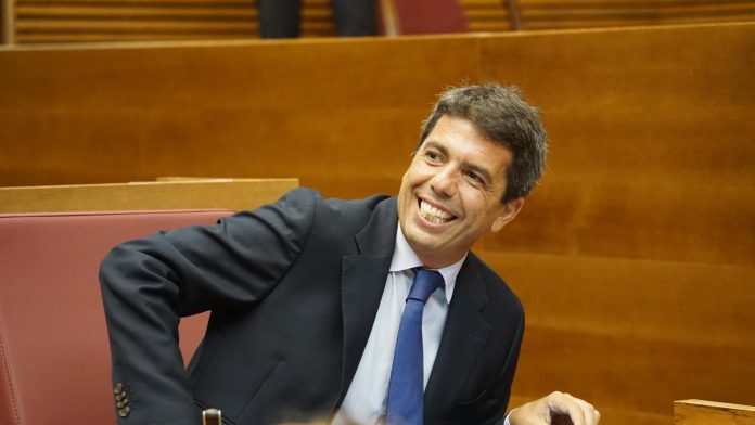 Carlos Mazón en el debate de investidura celebrado en Les Corts Valencianes.