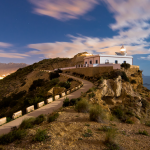 La ruta al Faro de l’Albir, un paseo sencillo y veraniego para maravillarse del Mediterráneo