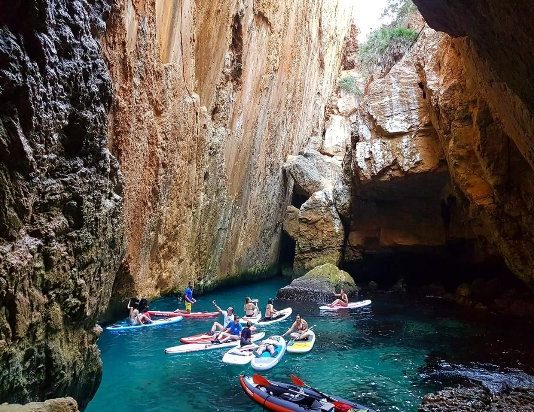 Las cuevas marinas que no puedes perderte cerca de Valencia