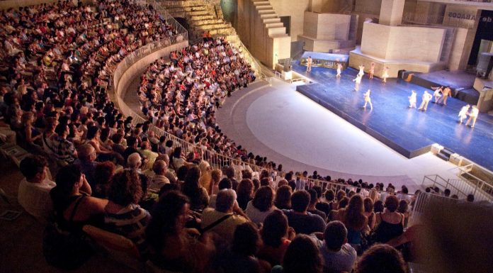El Teatro Romano de Sagunto revive a Shakespeare, Valle-Inclán y Yourcenar este verano El Teatro Romano de Sagunto revive a Shakespeare, Valle-Inclán y Yourcenar este verano