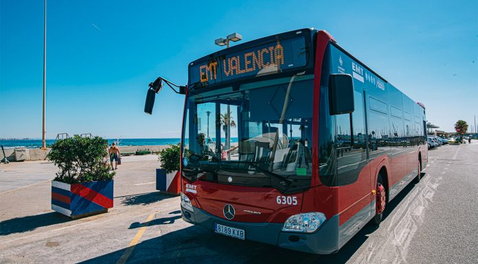 Cuatro líneas de la EMT cambian su recorrido parra llegar a las playas de Valencia