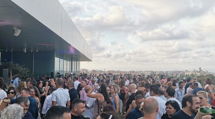 El ático de Veles e Vents consolida los tardeos de remember en la ciudad