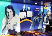 El Museo Nino Bravo cierra en su ciudad natal y prevé una posible apertura en València Una imagen del museo de Nino Bravo en Aielo de Malferit