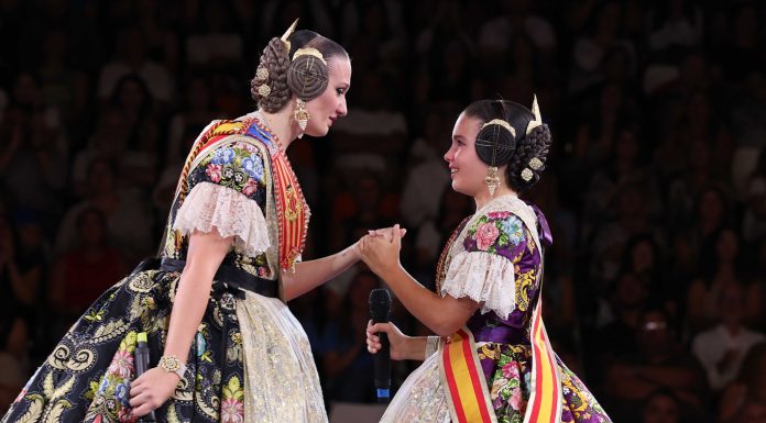 Emocionante discurso de despedida de Laura Mengó y Paula Nieto