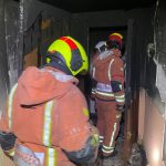 Encuentra a un hombre acuchillado durante el incendio de un piso en Monteolivete