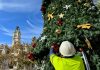 Navidad en Valencia: un árbol estilo Rockefeller Center y un gran tapiz floral en el Ayuntamiento, entre las grandes novedades Navidad en Valencia: un árbol estilo Rockefeller Center y gran tapiz floral en el Ayuntamiento, entre las grandes novedades