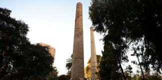 Valencia recupera dos chimeneas industriales de principios del siglo XX