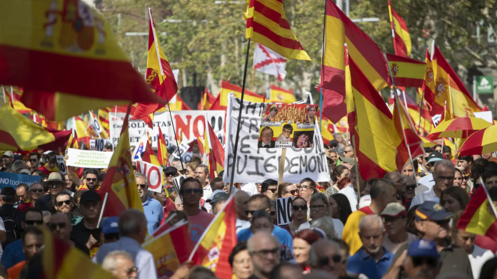 Dos grandes manifestaciones llenarán Valencia este fin de semana