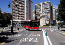 La calle Colón elimina un carril bus y abre un tramo doble para el transporte privado