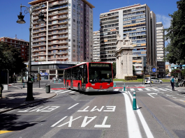 La calle Colón elimina un carril bus y abre un tramo doble para el transporte privado