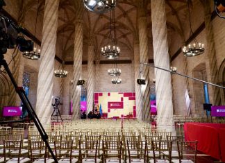🔴 DIRECTO | El Rey entrega los Premios Jaume I en la Lonja de Valencia