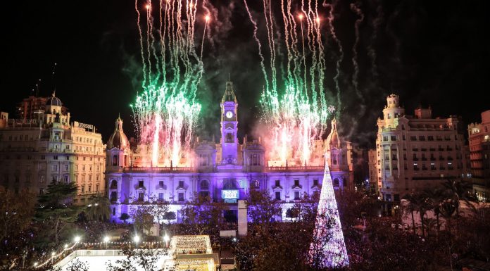 La Plaza del Ayuntamiento cerrará antes de las campanadas: horarios y accesos para celebrar Nochevieja La Plaza del Ayuntamiento se desalojará por Nochevieja: horario y puntos de acceso para la fiesta de Fin de Año
