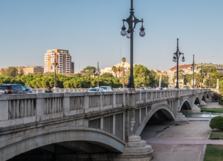 El puente de Aragón perderá un carril de circulación para el tráfico privado
