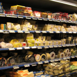 Alerta alimentaria: retiran un queso de los supermercados y piden no consumirlo