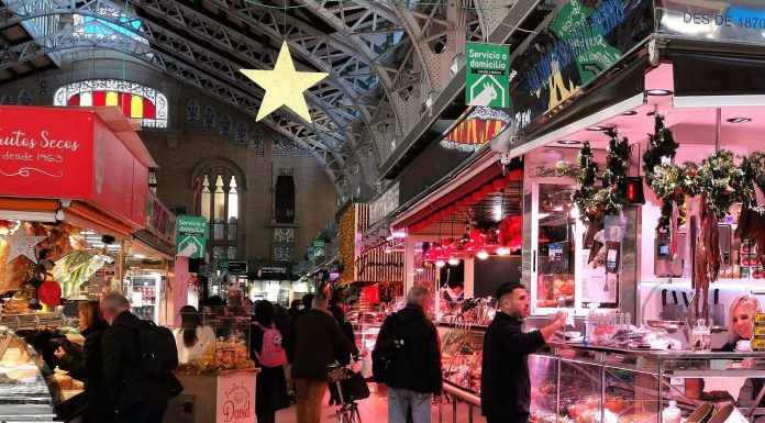 El Mercado Central de València sortea 7.500 euros Los mercados valencianos amplían su horario en Navidad