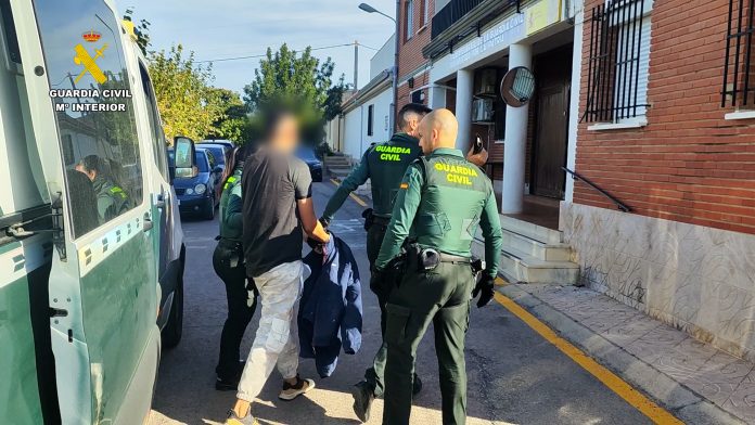 Detienen a 6 traficantes que actuaban en la Serranía de Valencia