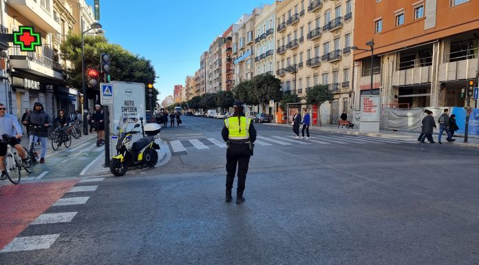 Dos trabajadoras intoxicadas por un incendio en un hotel de la Avenida del Puerto.