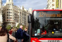 parada EMT con más de 1.000 pasajeros