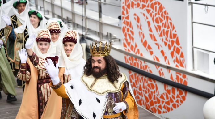 Primeras imágenes de los Reyes Magos llegando al puerto de Valencia