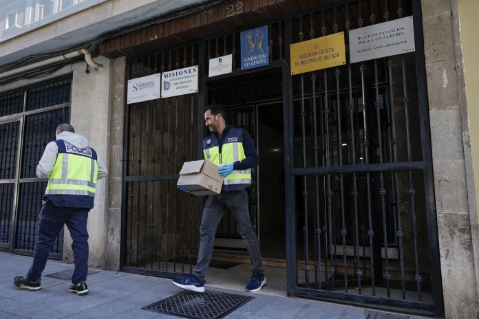 Detienen a un hombre como presunto autor del asesinato del sacerdote de la Catedral de Valencia