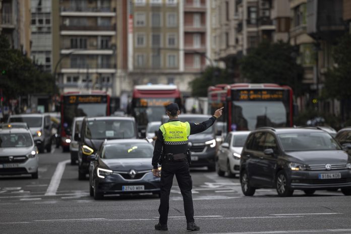 Valencia establecerá dos fases para regular el tráfico y cerrar calles en Fallas
