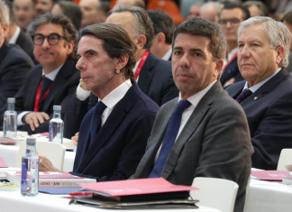 Aznar habla de Sánchez en Valencia: "Hará lo que sea por estar en el poder"