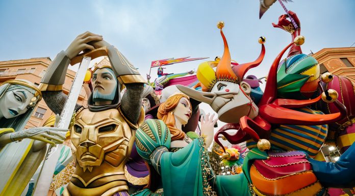 Valencia destina más de dos millones de euros para los monumentos falleros de 2024 Valencia destina más de dos millones de euros para los monumentos falleros de 2024