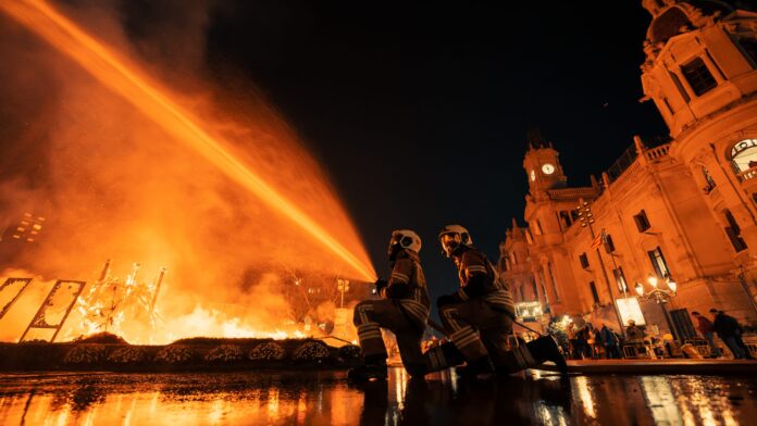 Horarios de las cremàs de las fallas barrio por barrio