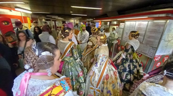 Metrovalencia inicia el servicio ininterrumpido de 120 horas de metro y tranvía para Fallas Huelga de Metrovalencia, Renfe y taxis en Fallas: días y horarios afectados