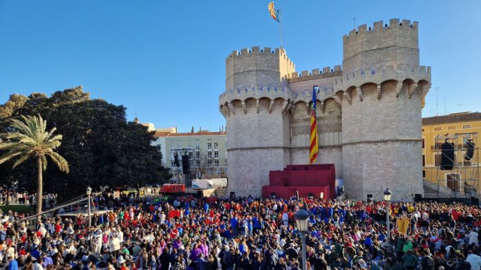 Un espectáculo sorpresa dará inicio a las Fallas en la Crida