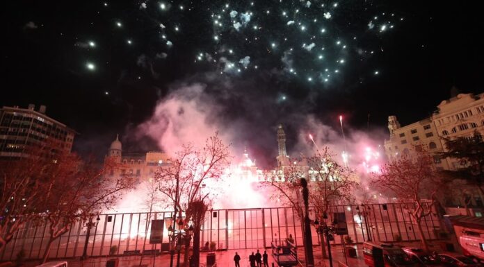 Hora y lugar de la mascletà nocturna de esta noche