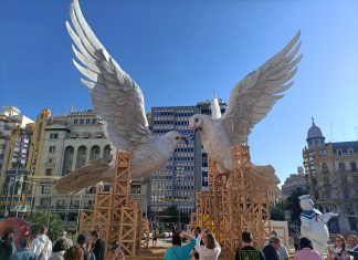 El 'tiempo de Fallas' se prolonga en Valencia hasta la noche de la Cremà