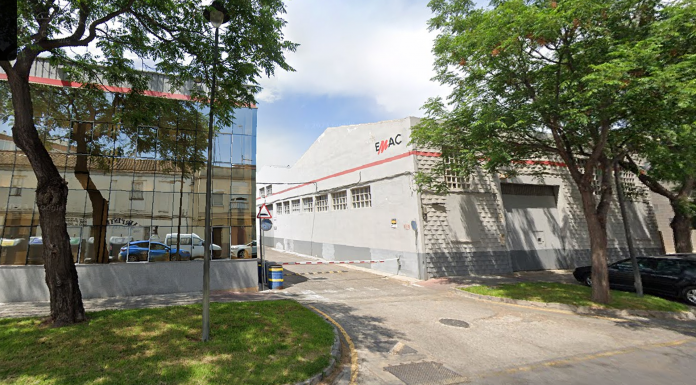 Muere un hombre de Quart de Poblet al caer de un tejado mientras trabajaba Muere un hombre de Quart de Poblet al caer de un tejado mientras trabajaba