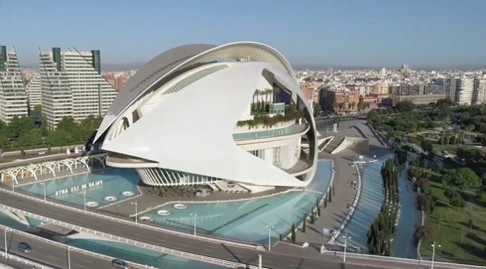 Detienen a una conductora que se dio a la fuga tras un atropello en la Ciudad de las Artes
