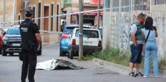 Unas imágenes del presunto asesino de Alfafar desvelan cómo se deshizo del arma del crimen