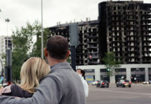 Tres meses del gran incendio de Campanar: "Tenemos miedo a que se olviden de nosotros"