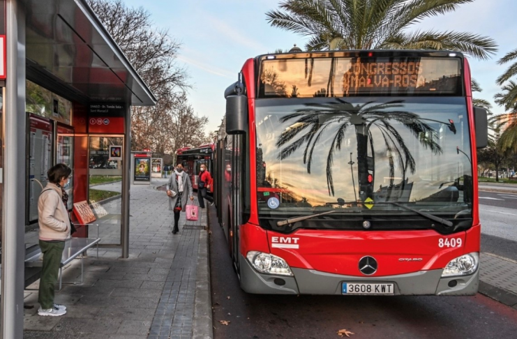 Valencia sube los precios de la EMT: así costará ahora viajar en autobús