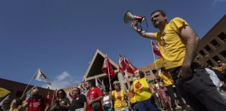 La educación valenciana vive su primera gran huelga de la década