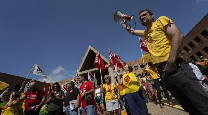 La educación valenciana vive su primera gran huelga de la década