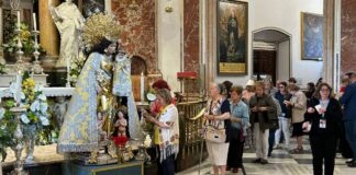 ¿Qué día es el Besamanos de la Virgen 2026? Horarios, accesos y todos los detalles