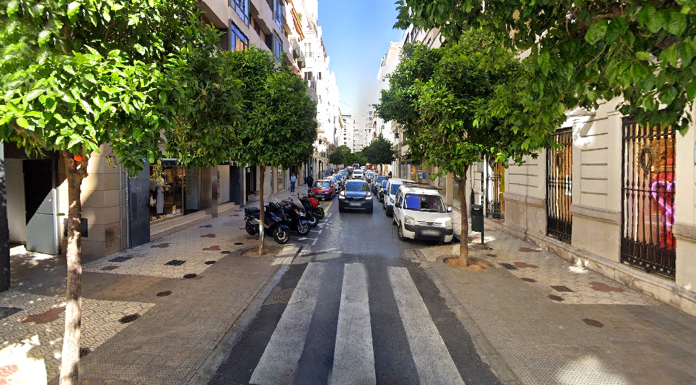 La calle Jorge Juan que sueñan los vecinos del Ensanche: aceras más anchas y sin aparcamiento La calle Jorge Juan que sueñan los vecinos del Ensanche: aceras más anchas y sin aparcamiento
