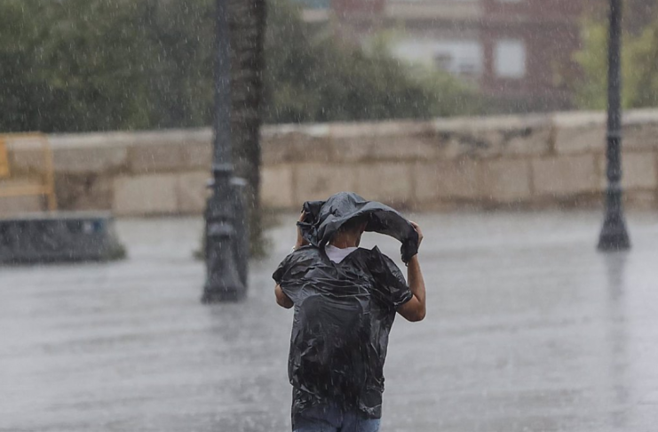 Una tormenta "potencialmente adversa" descargará sobre Valencia