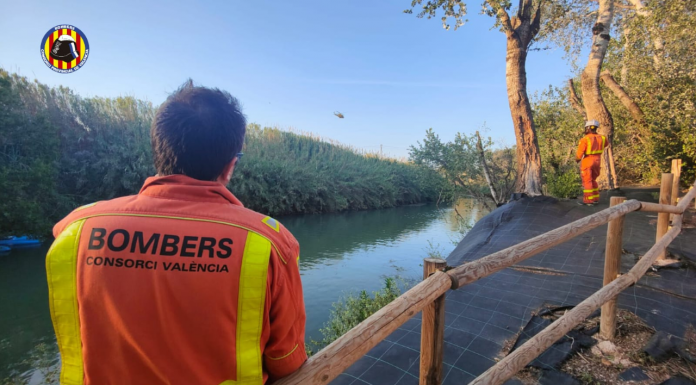 Encuentran muerto al niño desaparecido en el río Júcar de Alzira Buscan a un niño desaparecido en el río Júcar de Alzira