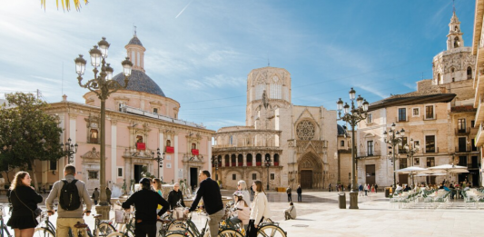Catalá anima a denunciar cualquier apartamento turístico ilegal