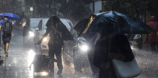 La lluvia colapsa las calles de Valencia: estas son las localidades donde más llueve