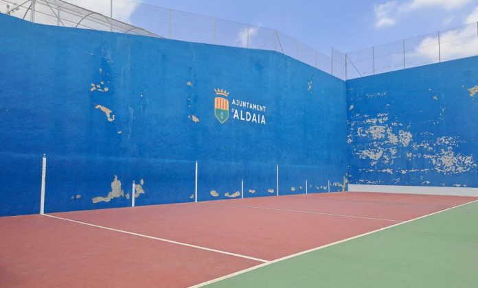 Aldaia destinarà 250.000 euros a la rehabilitació i millora de les pistes de tennis i frontó