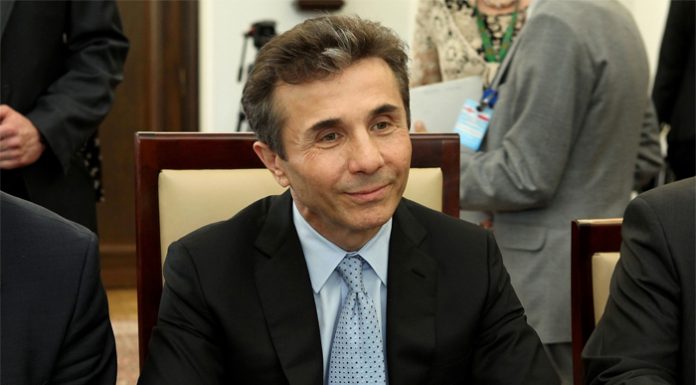 Un mandatario pagará 10 millones a los jugadores de Georgia si ganan a España